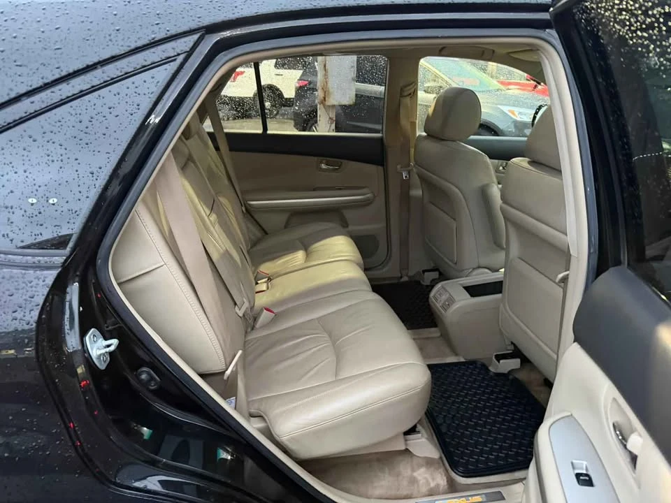 2007 Lexus RX 2nd Gen - Image 16 of 18
