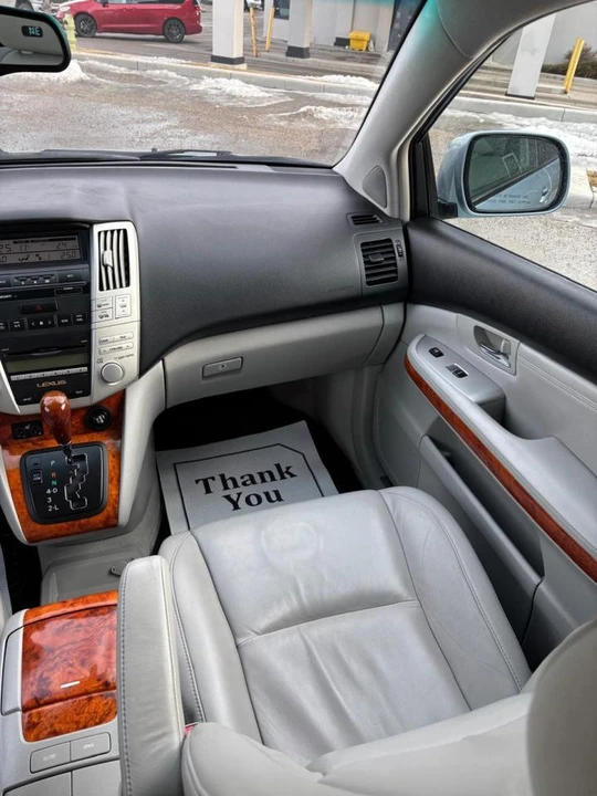 2007 Lexus RX 2nd Gen - Image 10 of 16