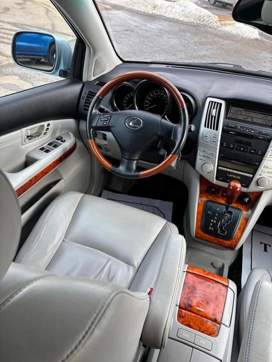 2007 Lexus RX 2nd Gen - Image 9 of 16