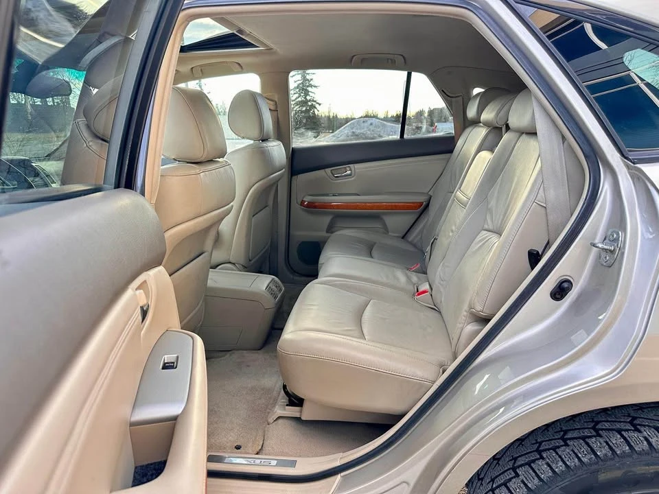 2007 Lexus RX 2nd Gen - Image 8 of 13