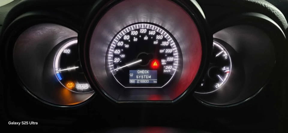 2007 Lexus RX 2nd Gen - Image 9 of 12