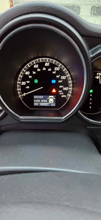 2007 Lexus RX 2nd Gen - Image 10 of 15