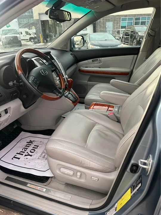 2007 Lexus RX 2nd Gen - Image 13 of 15