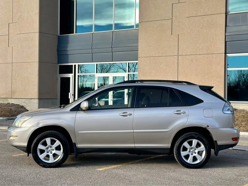 2007 Lexus RX 2nd Gen - Image 2 of 13