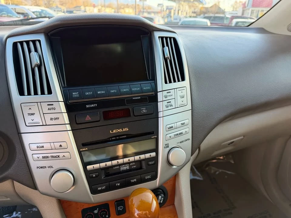 2007 Lexus RX 2nd Gen - Image 18 of 20