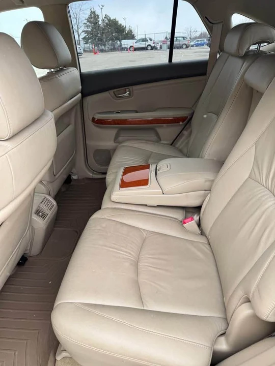 2007 Lexus RX 2nd Gen - Image 10 of 11