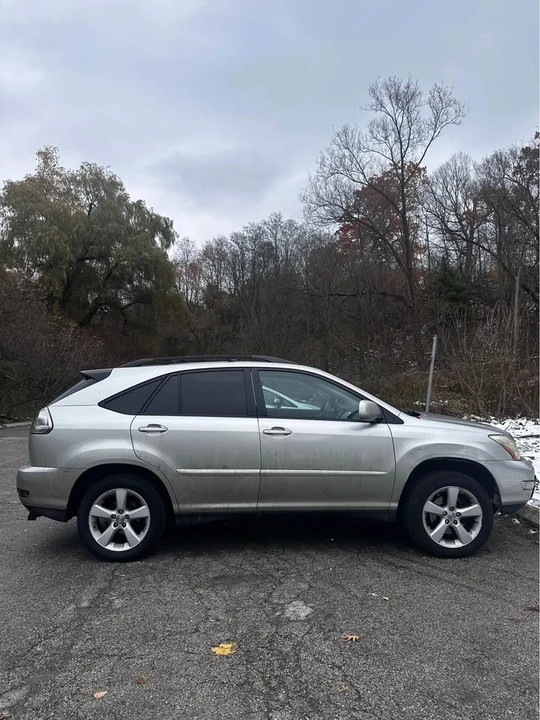 2007 Lexus RX 2nd Gen - Image 5 of 9
