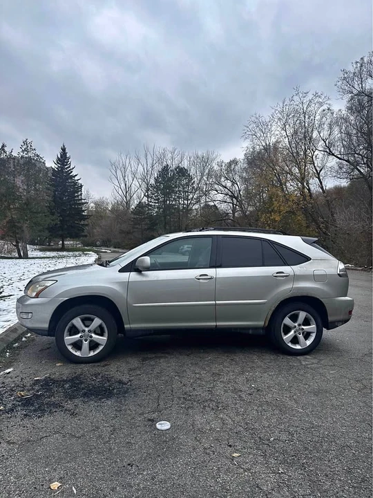 2007 Lexus RX 2nd Gen - Image 2 of 9