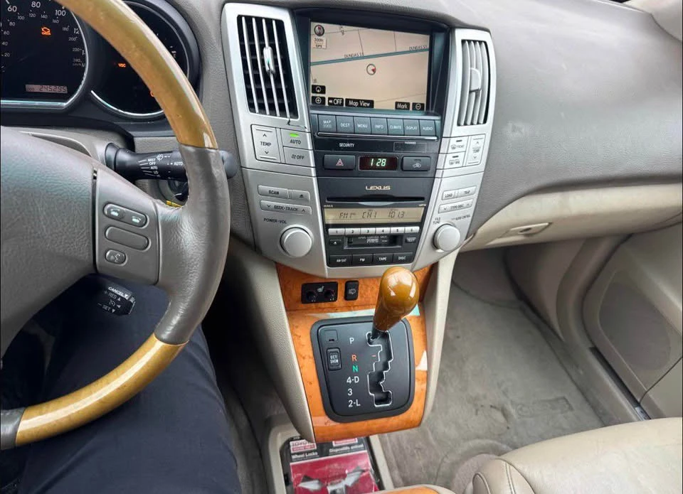 2007 Lexus RX 2nd Gen - Image 6 of 7