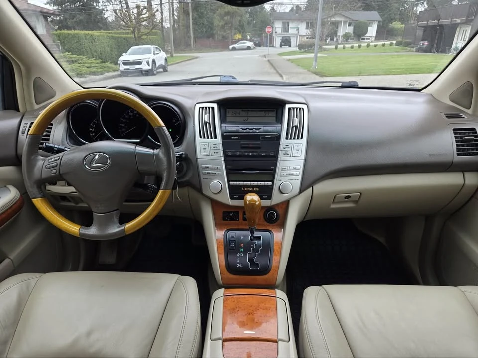 2007 Lexus RX 2nd Gen - Image 11 of 18