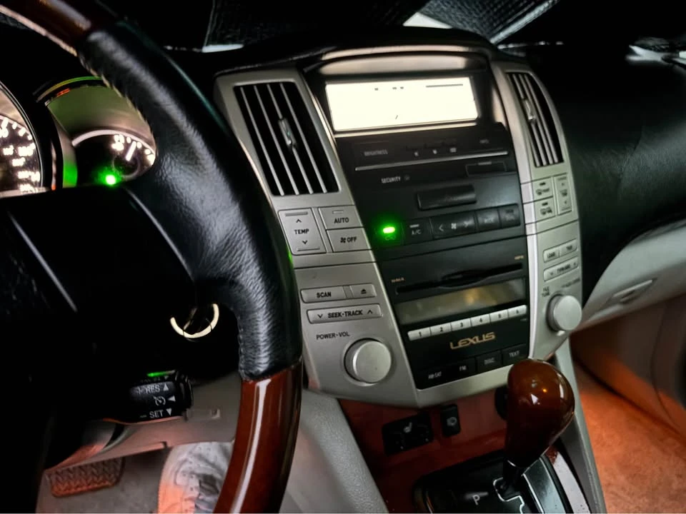 2007 Lexus RX 2nd Gen - Image 17 of 17