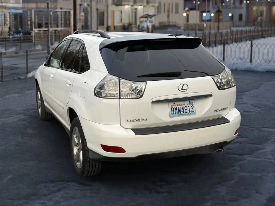 2007 Lexus RX 2nd Gen - Image 4 of 17