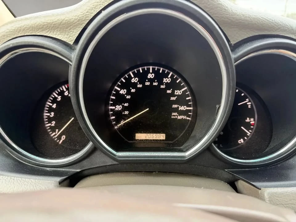 2007 Lexus RX 2nd Gen - Image 17 of 17