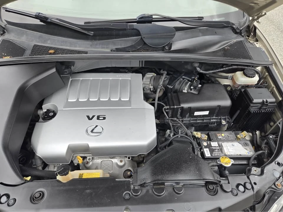 2007 Lexus RX 2nd Gen - Image 16 of 18