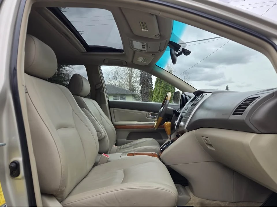 2007 Lexus RX 2nd Gen - Image 13 of 18