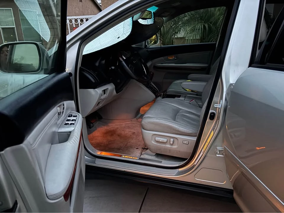 2007 Lexus RX 2nd Gen - Image 7 of 17