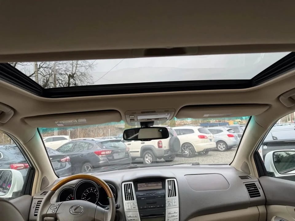 2007 Lexus RX 2nd Gen - Image 12 of 17