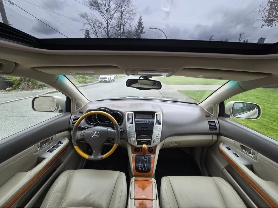 2007 Lexus RX 2nd Gen - Image 10 of 18