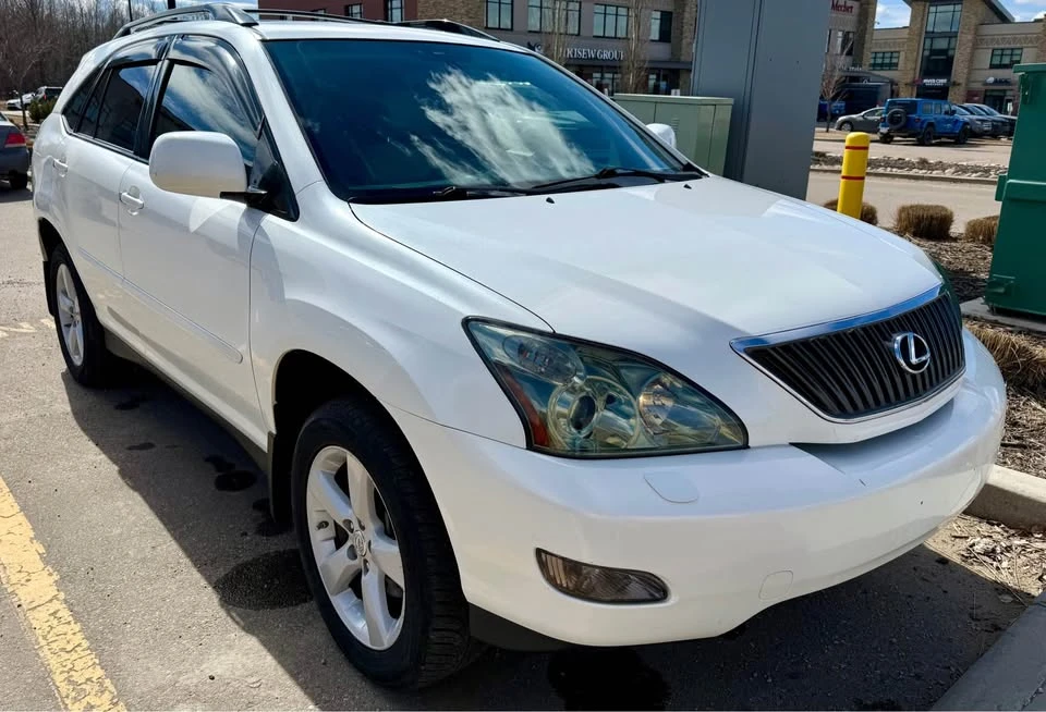 2007 Lexus RX 2nd Gen - Image 2 of 11