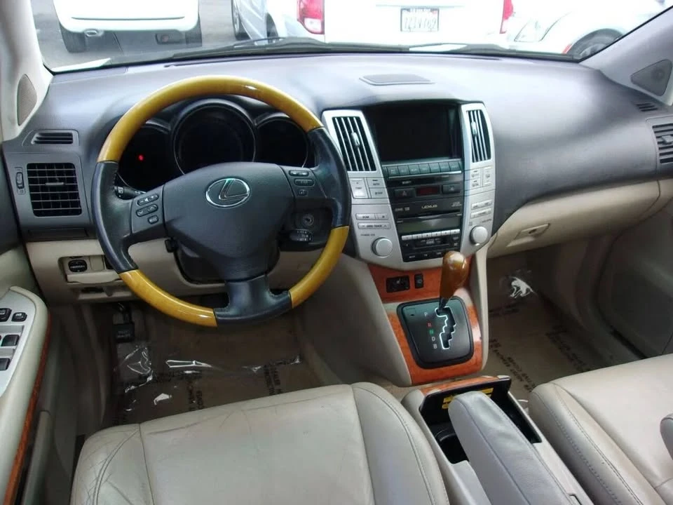 2007 Lexus RX 2nd Gen - Image 6 of 9