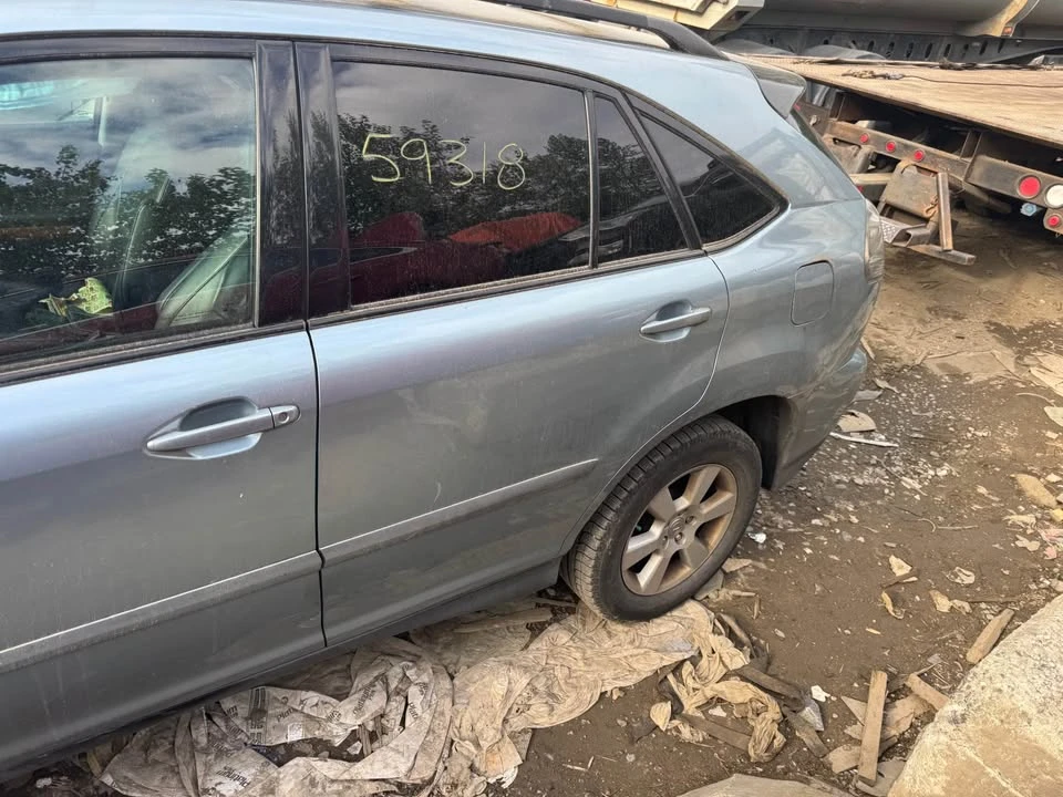 2007 Lexus RX 2nd Gen - Image 6 of 8