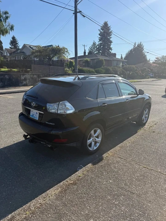2007 Lexus RX 2nd Gen - Image 3 of 11