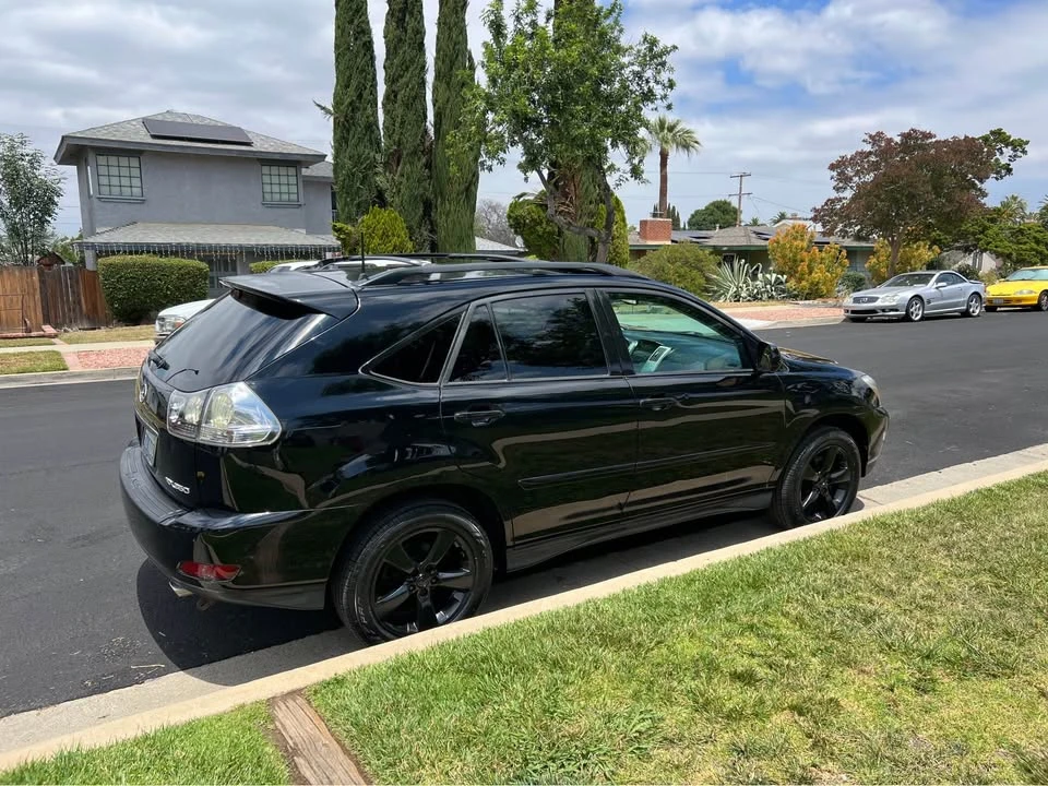 2007 Lexus RX 2nd Gen - Image 3 of 9