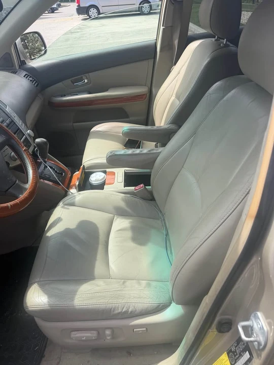 2007 Lexus RX 2nd Gen - Image 6 of 8