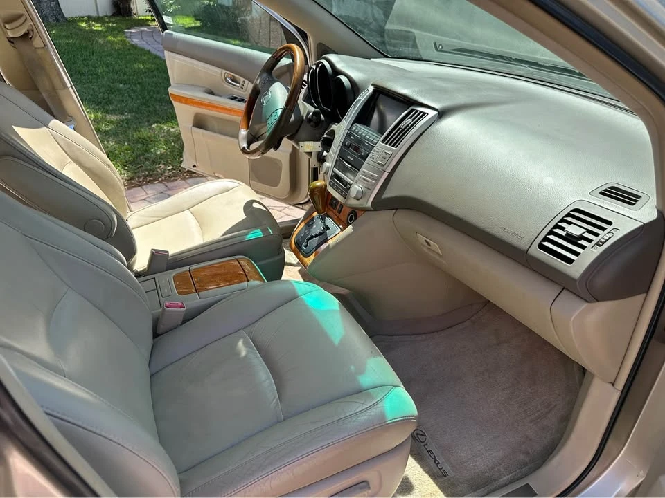 2007 Lexus RX 2nd Gen - Image 12 of 18