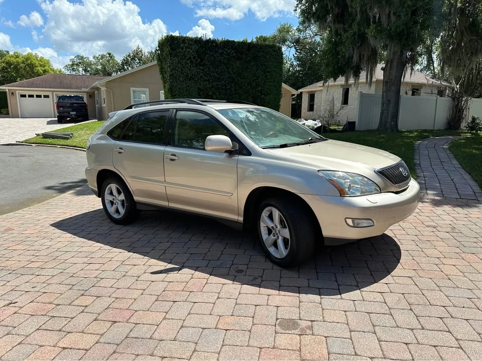 2007 Lexus RX 2nd Gen - Image 2 of 18
