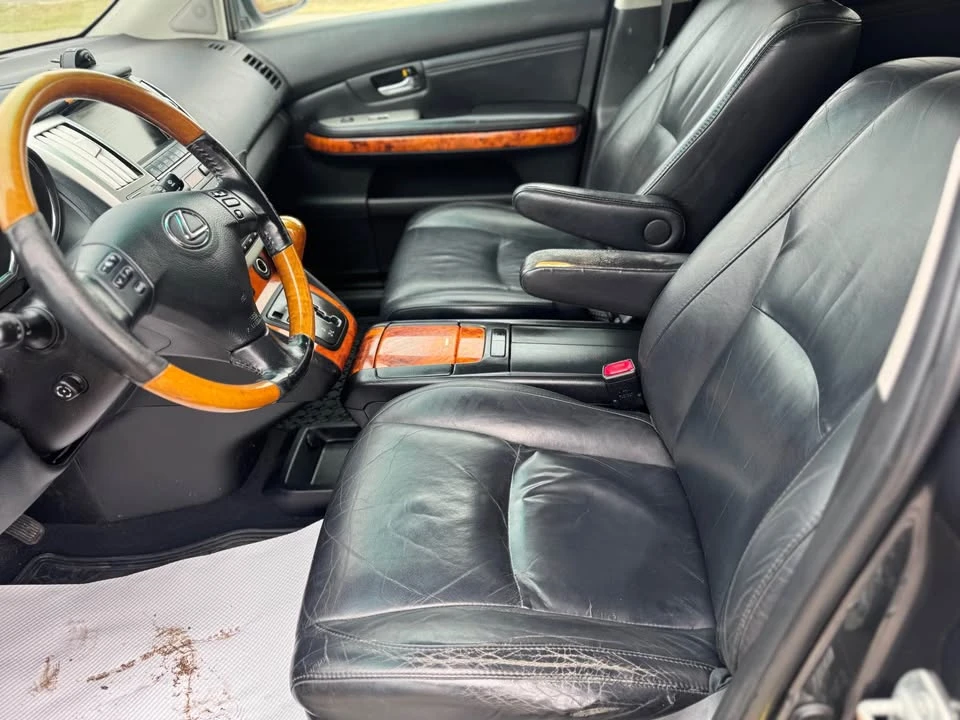 2007 Lexus RX 2nd Gen - Image 9 of 15