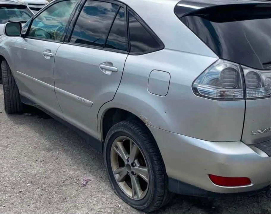 2007 Lexus RX 2nd Gen - Image 2 of 5