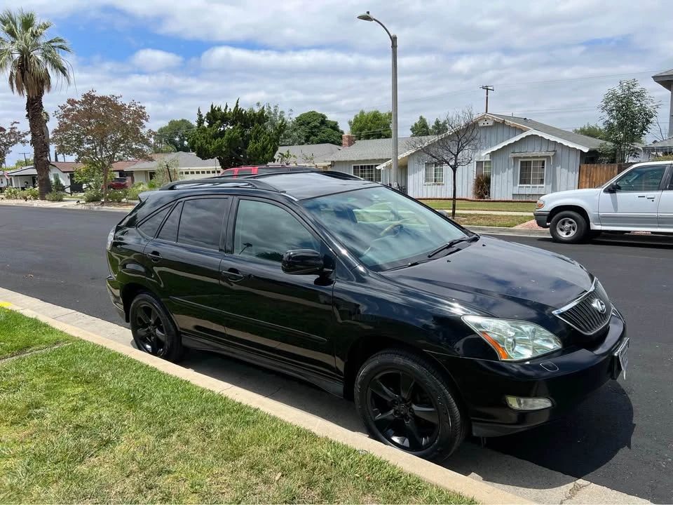 2007 Lexus RX 2nd Gen - Image 2 of 9