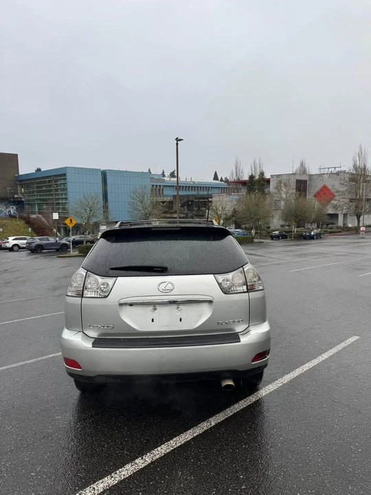 2007 Lexus RX 2nd Gen - Image 3 of 10