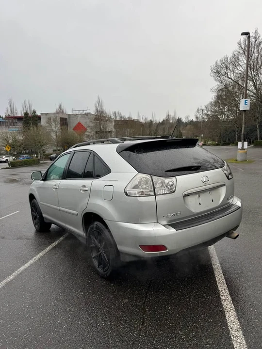 2007 Lexus RX 2nd Gen - Image 8 of 10