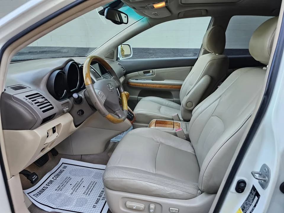 2007 Lexus RX 2nd Gen - Image 10 of 17