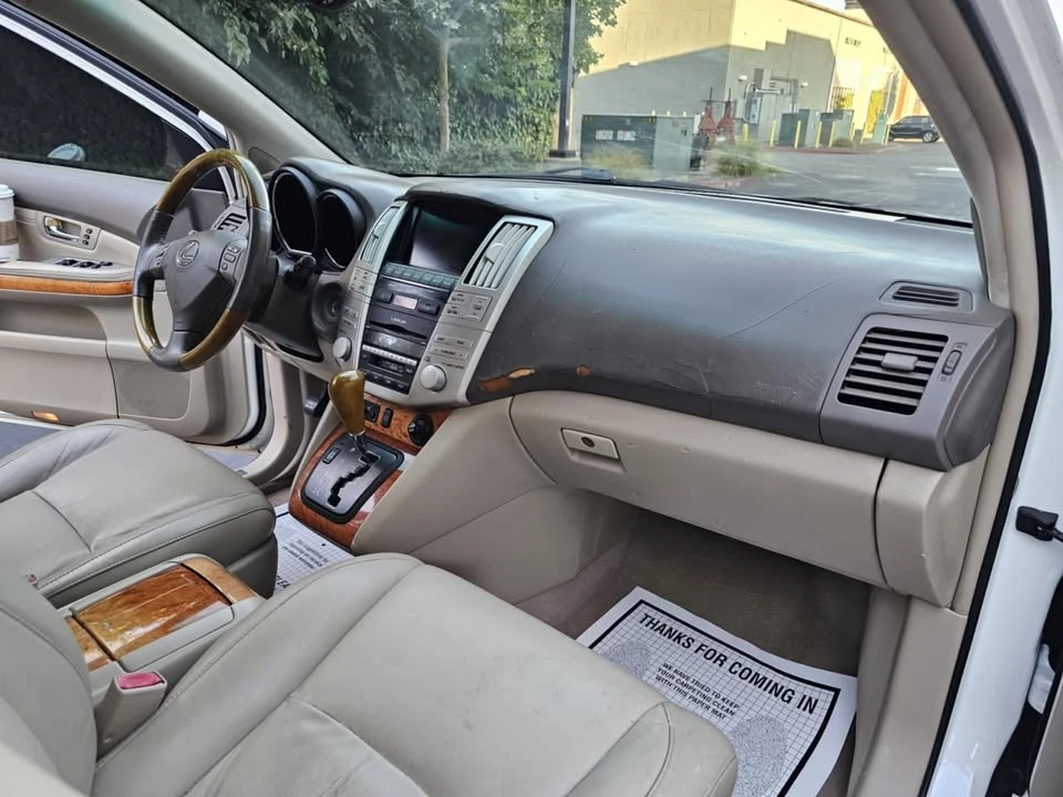 2007 Lexus RX 2nd Gen - Image 14 of 17