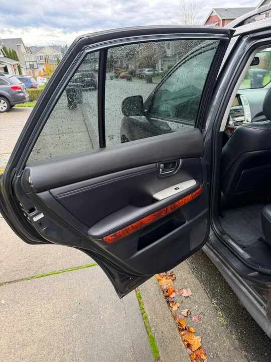2007 Lexus RX 2nd Gen - Image 14 of 20