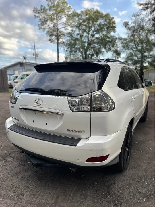 2007 Lexus RX 2nd Gen - Image 3 of 15