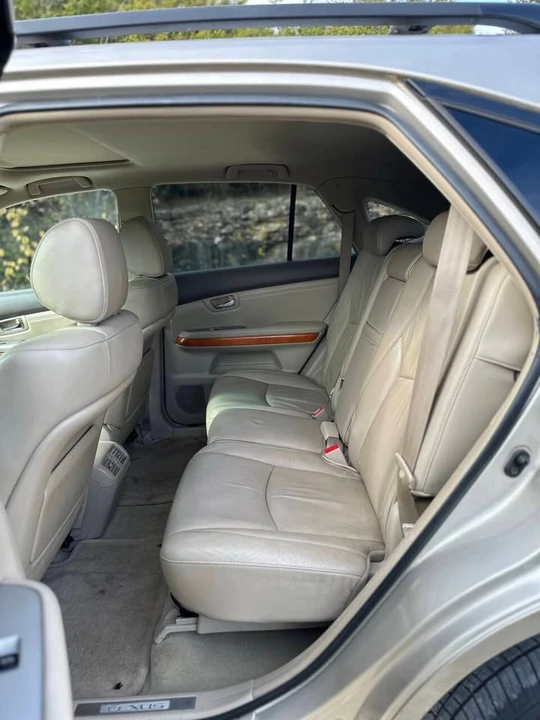 2007 Lexus RX 2nd Gen - Image 15 of 18