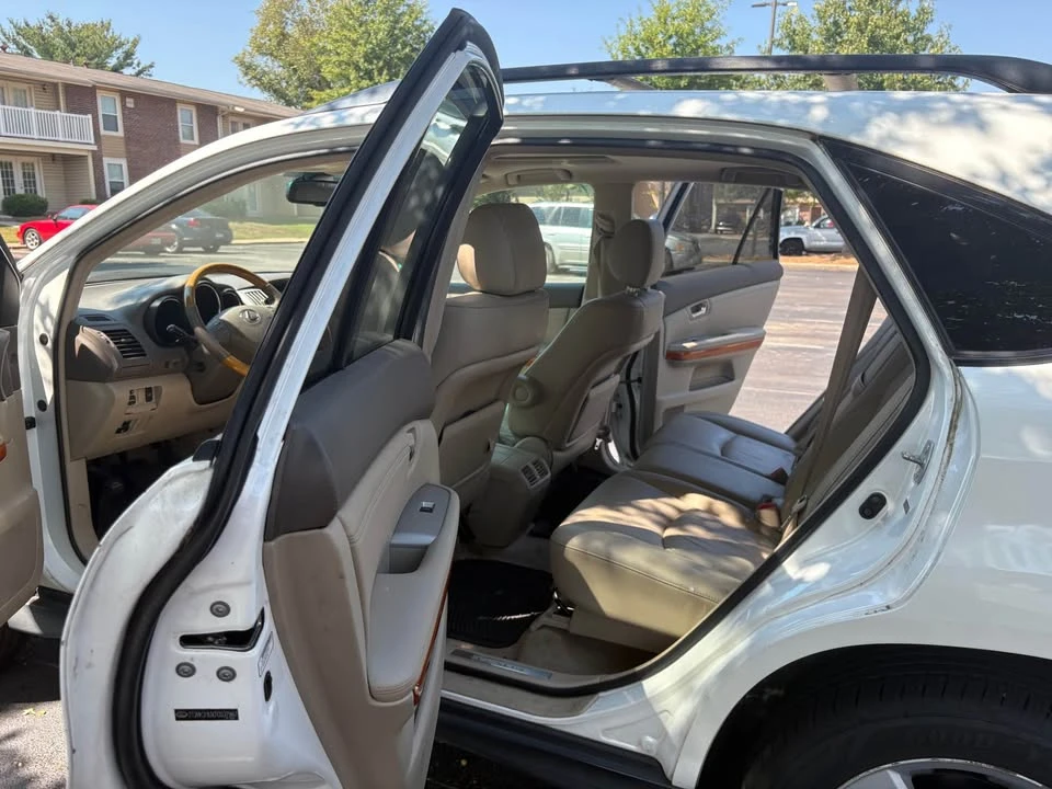 2007 Lexus RX 2nd Gen - Image 18 of 20