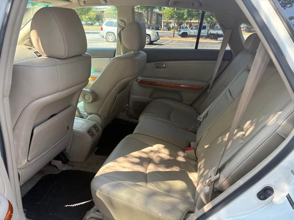 2007 Lexus RX 2nd Gen - Image 17 of 20
