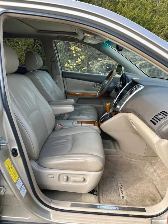 2007 Lexus RX 2nd Gen - Image 11 of 18