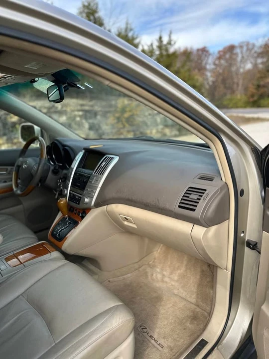 2007 Lexus RX 2nd Gen - Image 12 of 18
