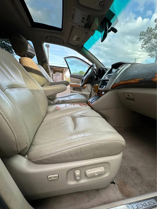 2007 Lexus RX 2nd Gen - Image 13 of 15