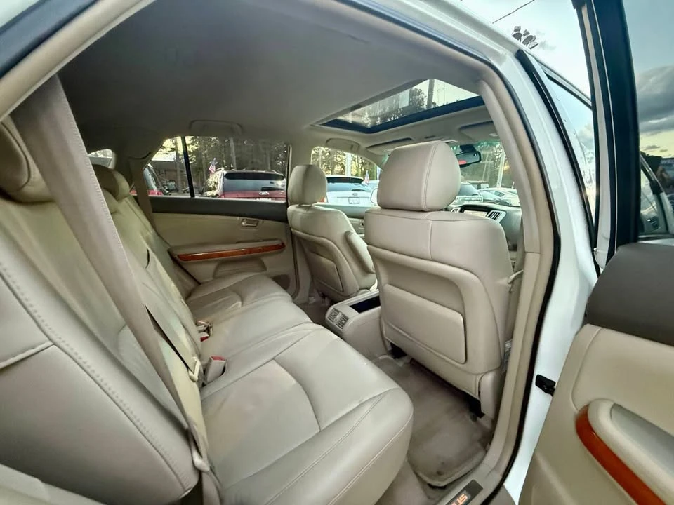 2007 Lexus RX 2nd Gen - Image 12 of 18