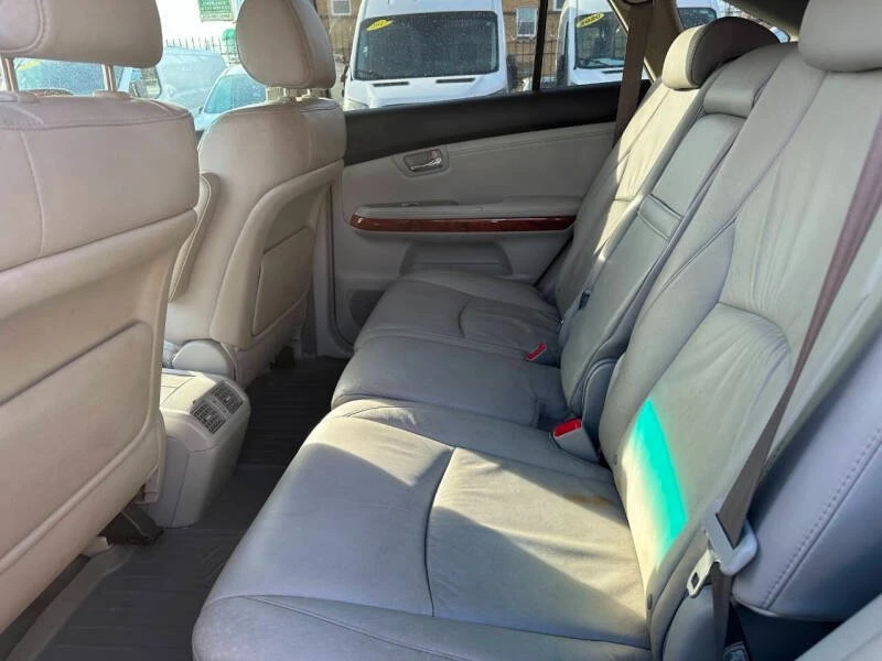 2007 Lexus RX 2nd Gen - Image 11 of 16