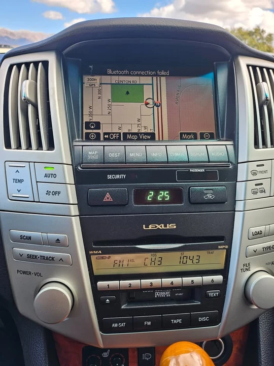 2007 Lexus RX 2nd Gen - Image 9 of 20