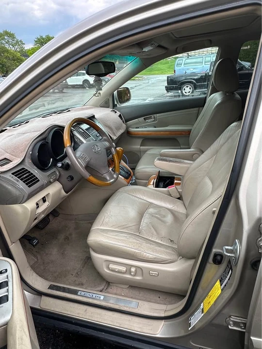 2007 Lexus RX 2nd Gen - Image 8 of 19