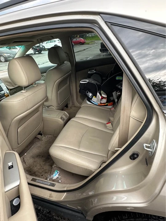 2007 Lexus RX 2nd Gen - Image 10 of 19
